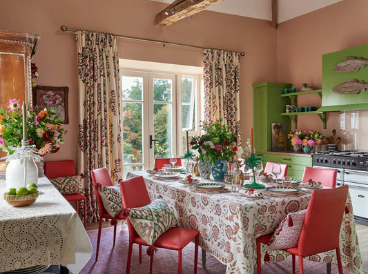 The Guest’s Haven: 8 Elements that Make a Home Perfect for Hosting