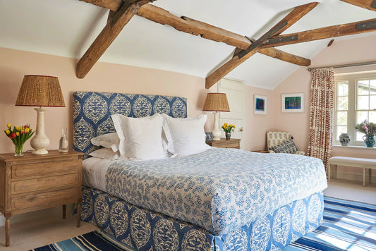 Window Cornices and Valances: Out of Style?