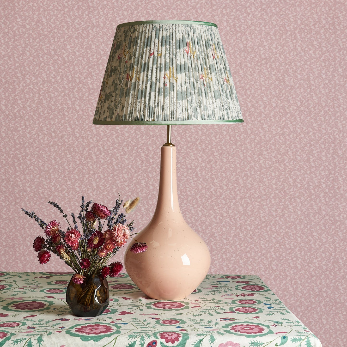 Tulkan Soft Pink Wallpaper Roll